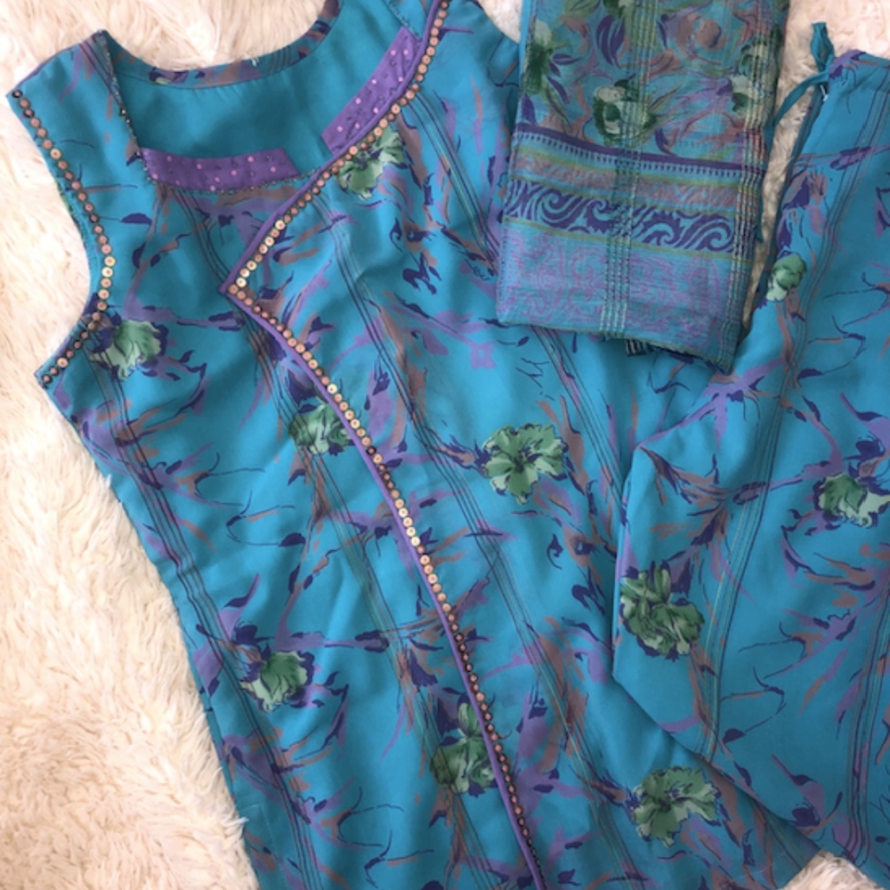 Traditional Indian Salwar Kameez